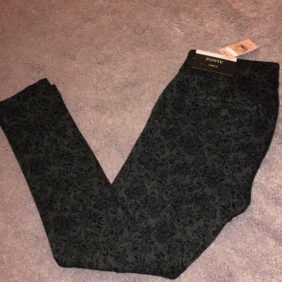 Fancy pants - Picture 1 of 1